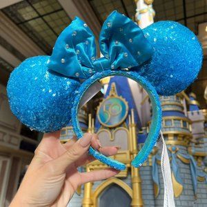 Disney Minnie Mouse 2022 Aqua Cerulean Sequin Bow Sparkle Headband Ears